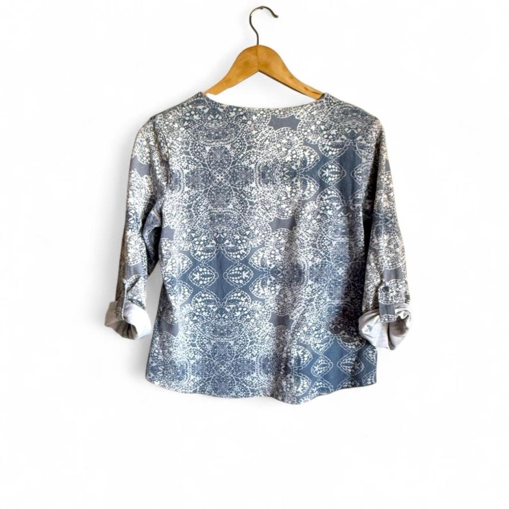 Chico’s Blue & White Mandala Print Blouse | Size 1 (Medium) | Boho Style - Picture 4 of 5